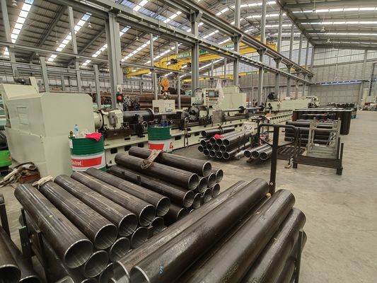 0.8 mm/r Ra 0.037 Skiving Roller Burnishing Machine Met Ultra Wide Guide Rail Design