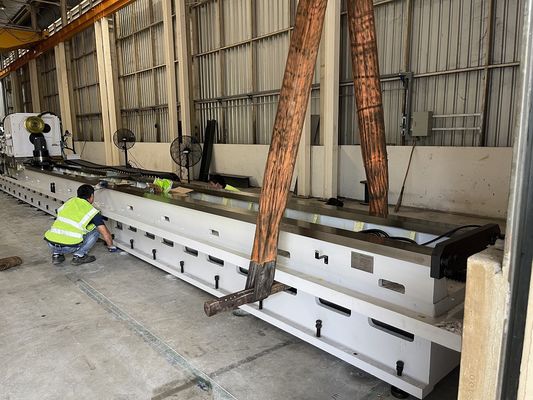 Eenvoudige rotatie Skiving Roller Burnishing Machine Op maat met 750 mm buislengte
