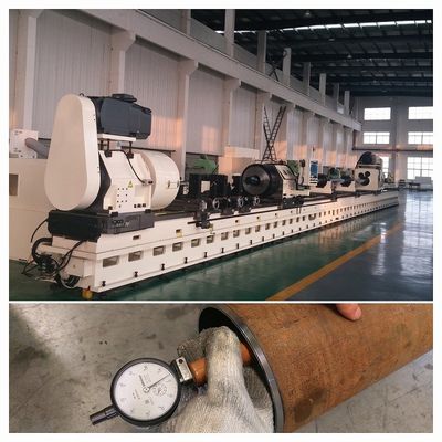 Kleine rollende machine om stalen buizen recht te maken met centrifuge pomp en beschermend apparaat